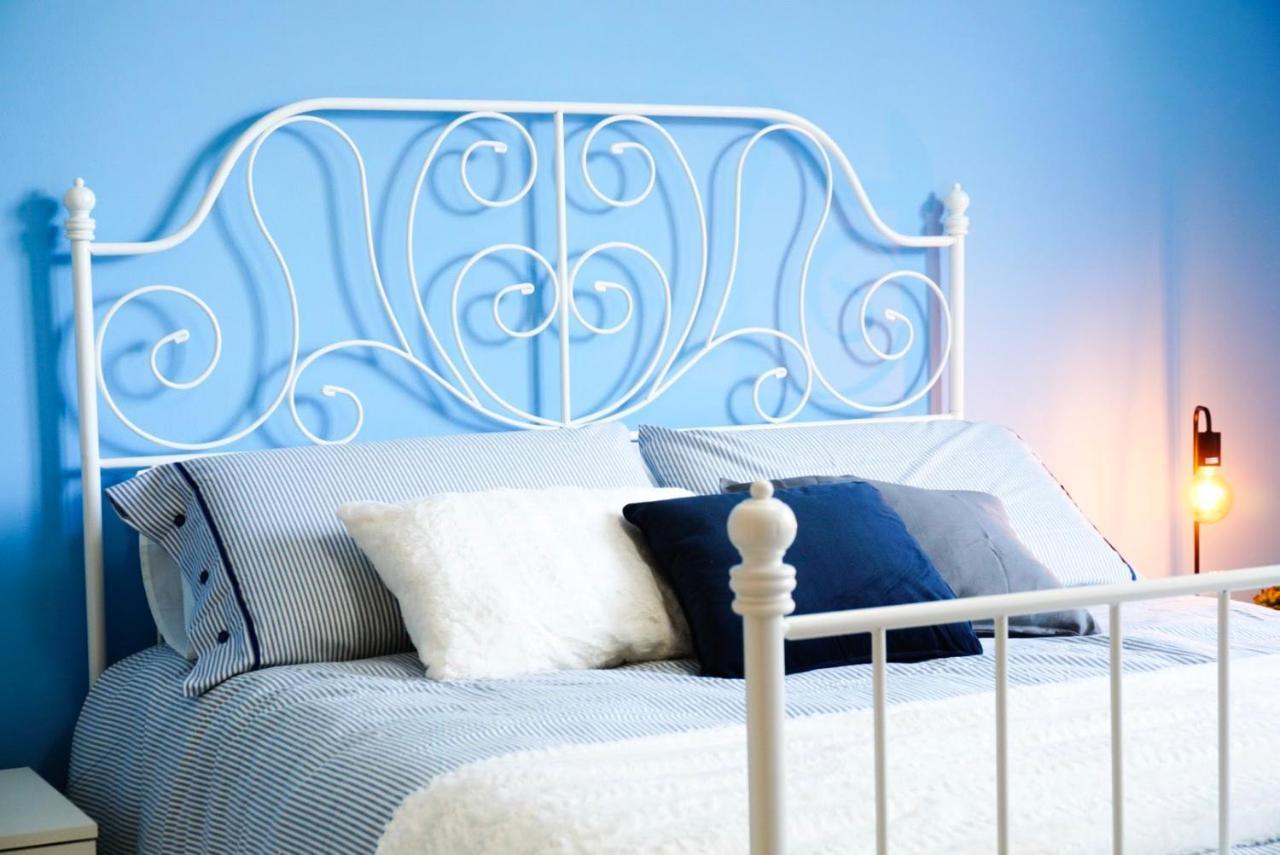 Villa Aurelia - Seafront Apartment With Terrace クアルトゥ・サンテーレナ エクステリア 写真