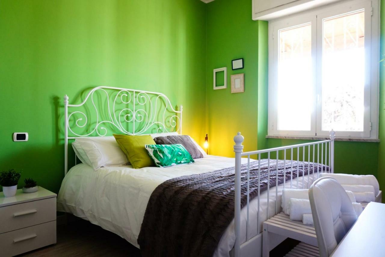 Villa Aurelia - Seafront Apartment With Terrace クアルトゥ・サンテーレナ エクステリア 写真
