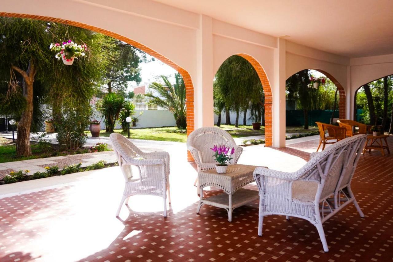 Villa Aurelia - Seafront Apartment With Terrace クアルトゥ・サンテーレナ エクステリア 写真